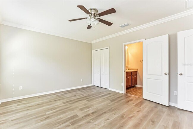 Building Photo - 103 Hurst Ct