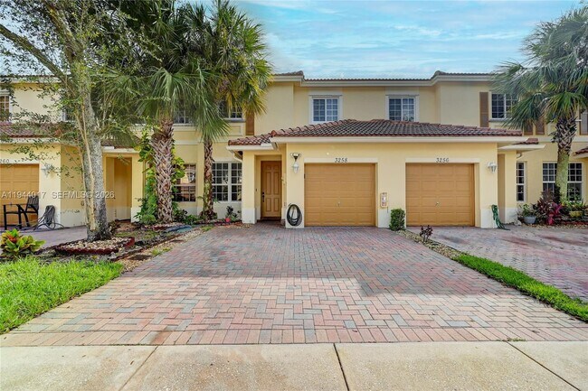 Building Photo - 3258 NW 32nd Terrace