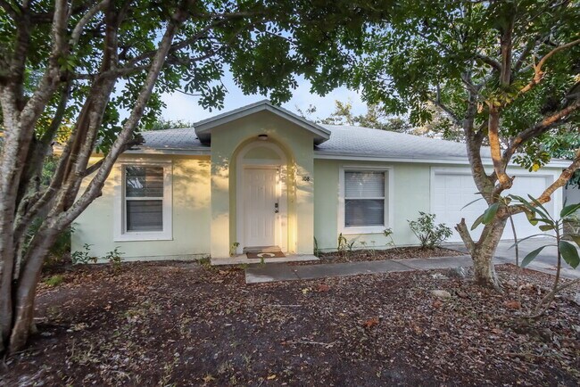 Building Photo - 108 Osceola Ave