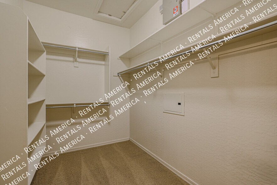 Building Photo - 20121 N 76th St