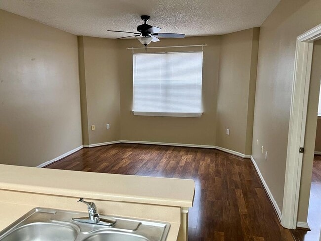 Building Photo - 3502 Windy Walk Way