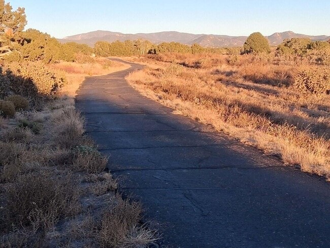 Building Photo - 4 Avenida Vista Esquisita