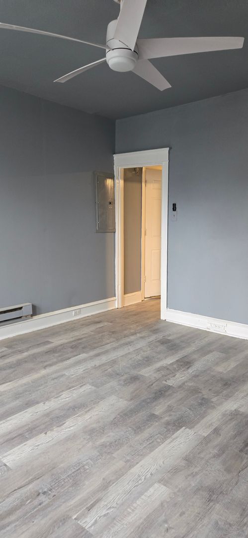 Building Photo - 4826 Old York Rd