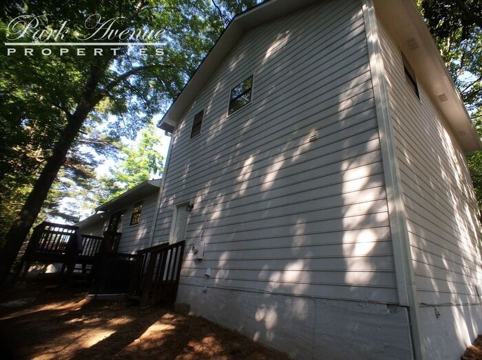 Building Photo - 102 Shannon Chase Dr