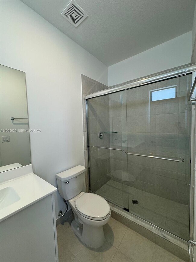 Building Photo - 12884 SW 232nd Ln