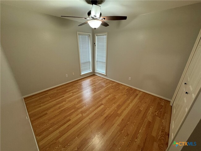 Building Photo - 617 Dunbar Dr