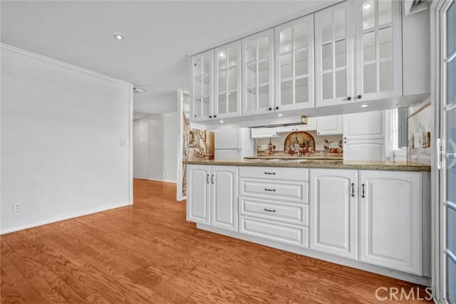 Building Photo - 23425 El Reposa