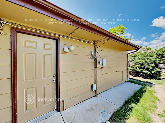 Building Photo - 8913 W 92nd Ave
