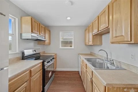 Building Photo - 4956 Umatilla St