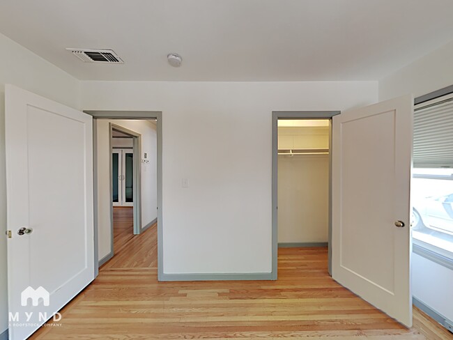 Building Photo - 524 Dudley Way