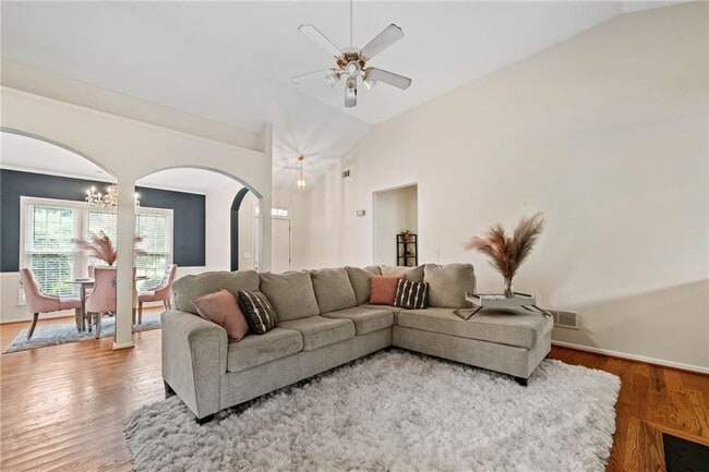 Building Photo - 1595 Hill Crossing Ct