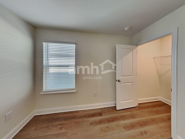 Building Photo - 1068 Grafton Ridge Dr