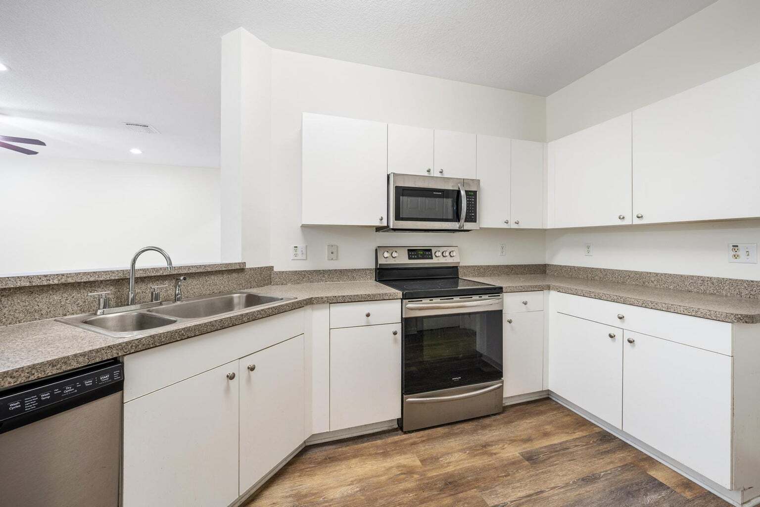 Building Photo - 9091 Villa Palma Ln