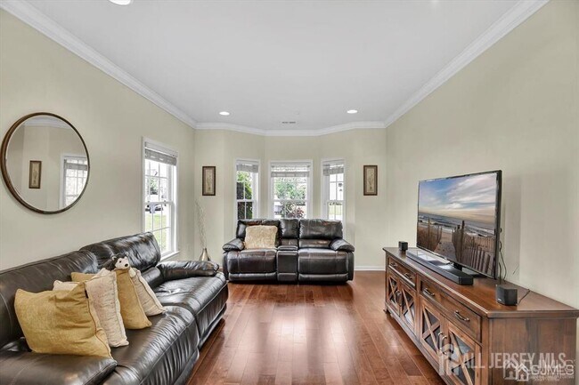 Building Photo - 90 Morgan Way