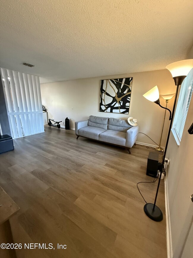 Building Photo - 2603 Quad Ct