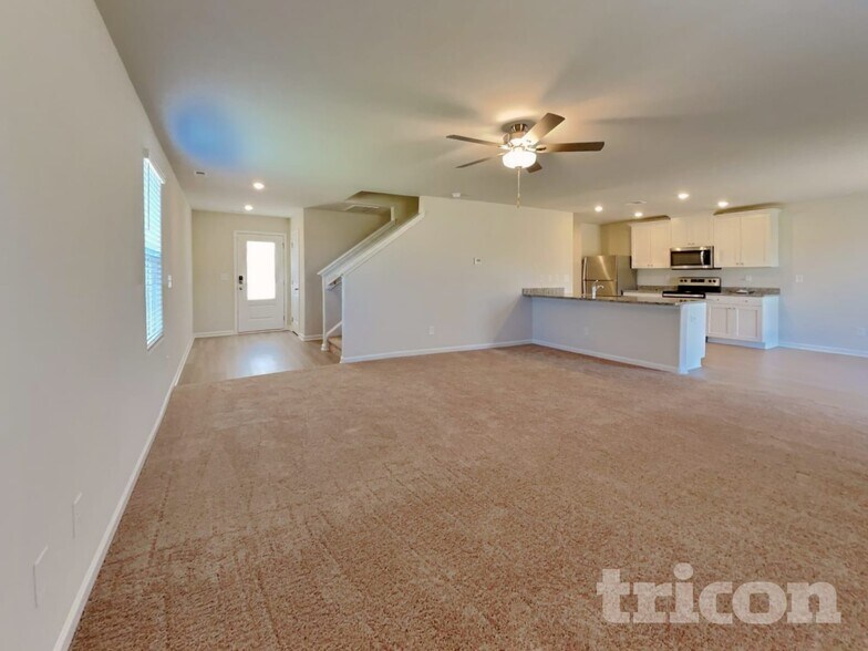 Building Photo - 205 Coleshill Rd