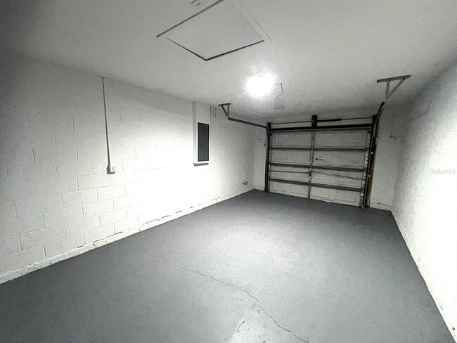 Building Photo - 14 Buttonwood Ln