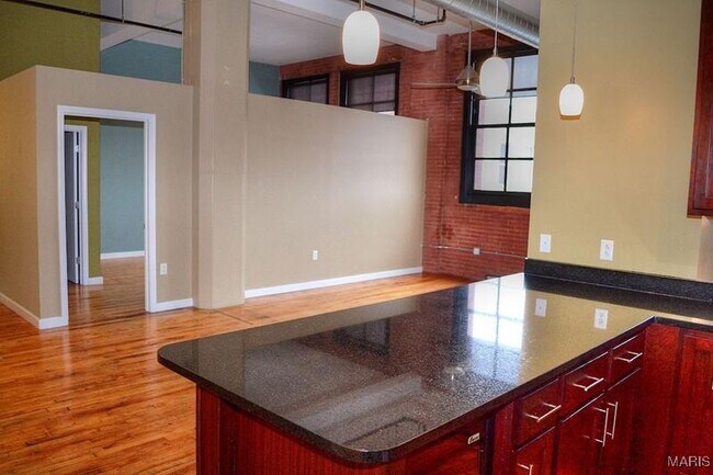 Building Photo - 1520 Washington Ave