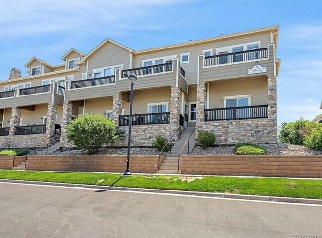 Building Photo - 11250 Florence St