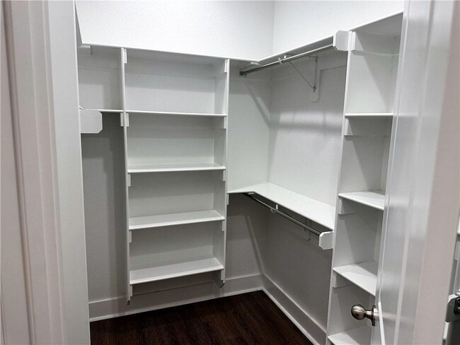 Building Photo - 3462 W Tuscan Rd