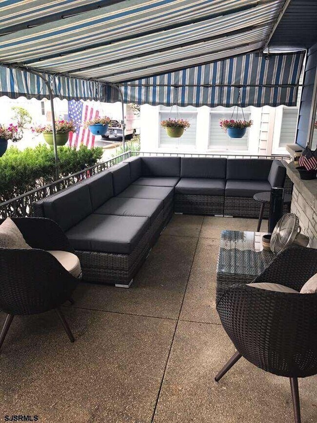 Building Photo - 14 S Swarthmore Ave