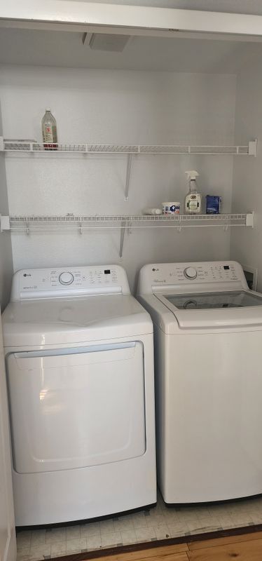 Building Photo - 4236 S Tempe Ct