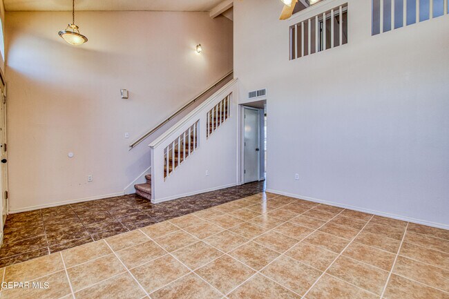Building Photo - 6216 Spotted Eagle Dr