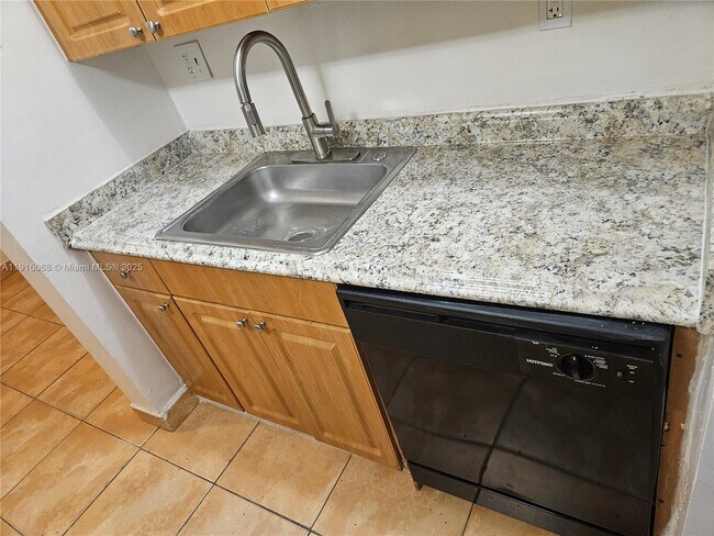 Building Photo - 11570 NW 42nd St