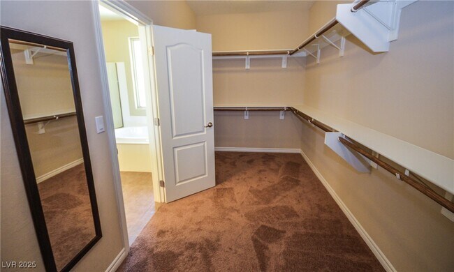 Building Photo - 685 Catalina Aisle St