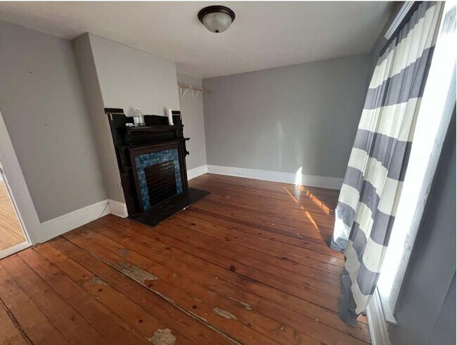 Building Photo - 685 Franklin St