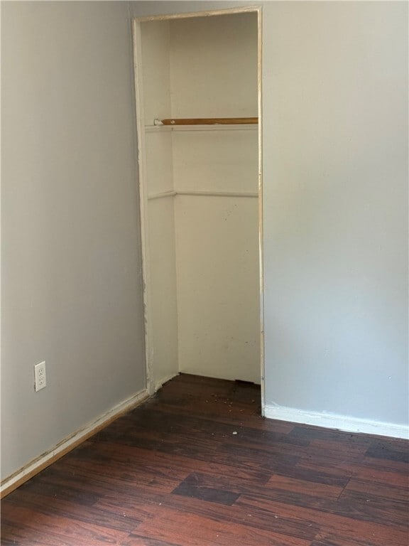 Building Photo - 760 Maple St
