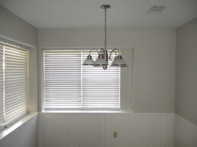 Building Photo - 4030 Rolling Terrace Dr