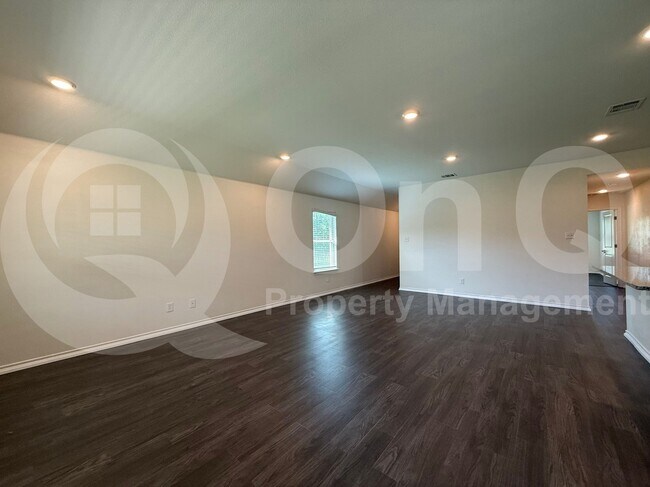 Building Photo - 2702 Marotto Wy