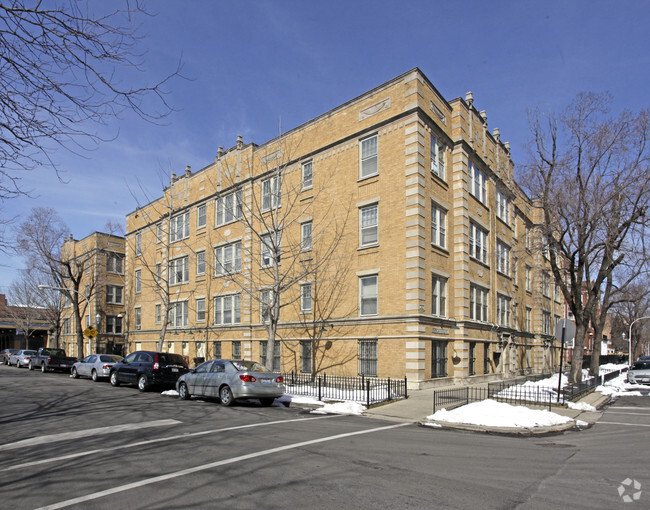 Building Photo - The Edgewater Gardens