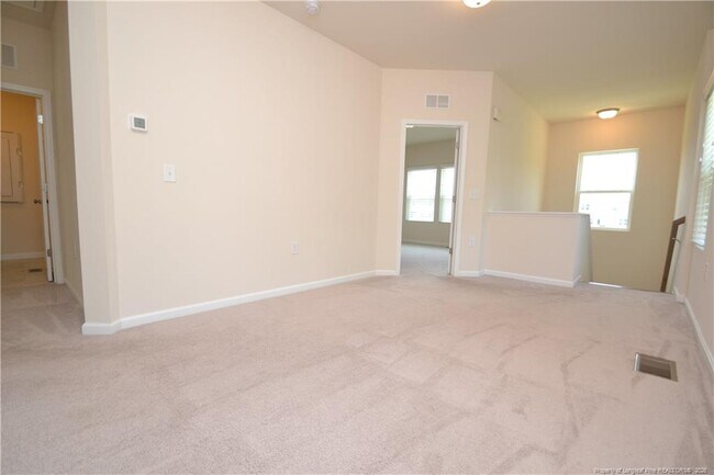 Building Photo - 1127 Brightskies St