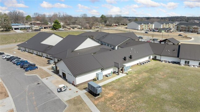 Building Photo - 51 Countryside Cir
