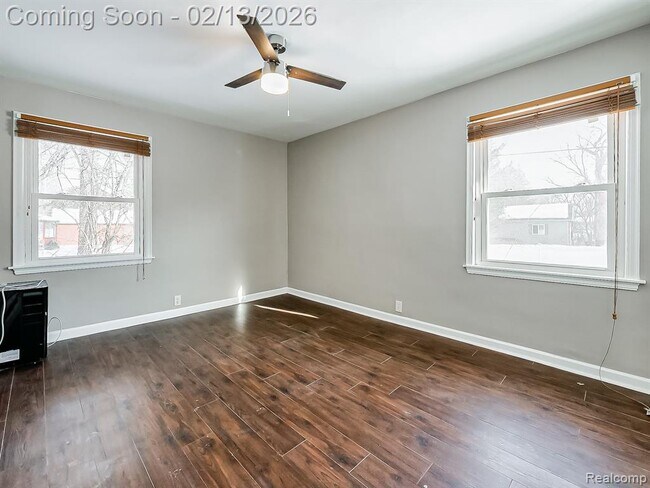 Building Photo - 25330 Brookview St