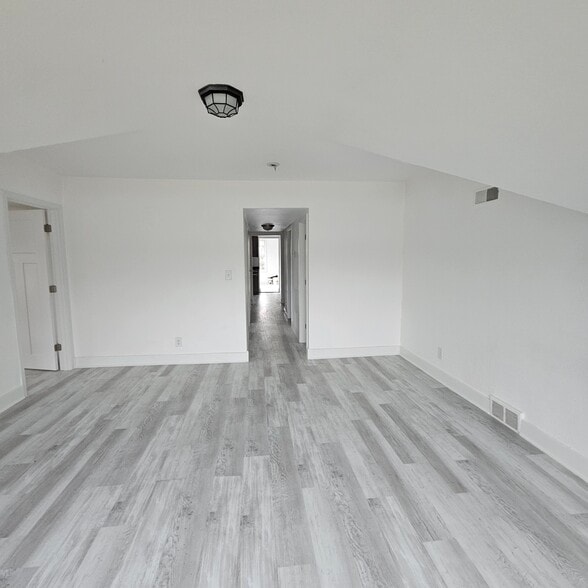 Building Photo - 7314 Big Bend Rd