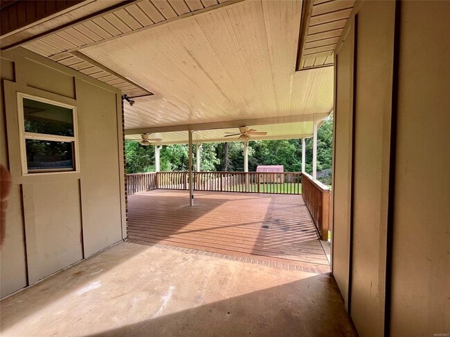 Building Photo - 217 Winchester Way