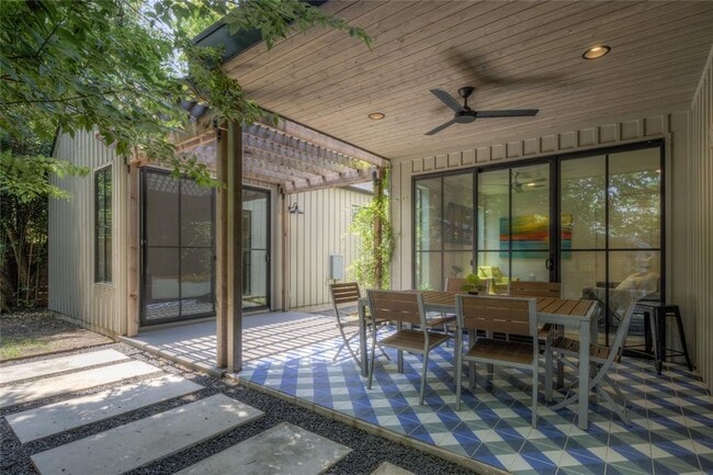 Building Photo - 6005 Woodrow Ave