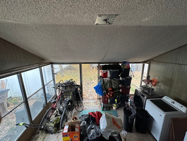 Building Photo - 862 E 600 S
