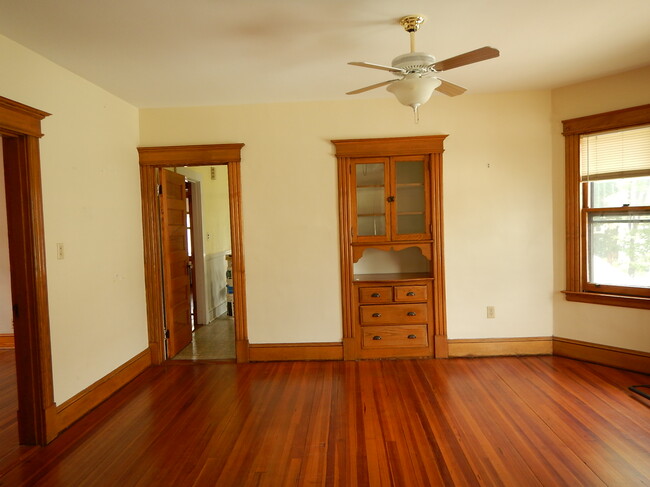 Dining Room - 51 Quaker Ln S