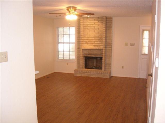 Building Photo - 8400 Jamestown Dr