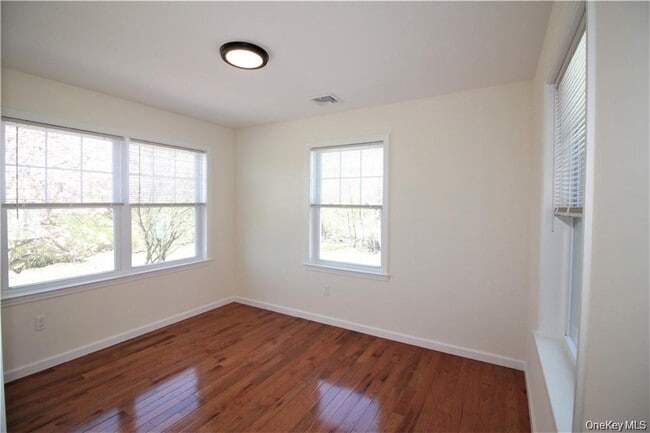 Building Photo - 133 NY-6N