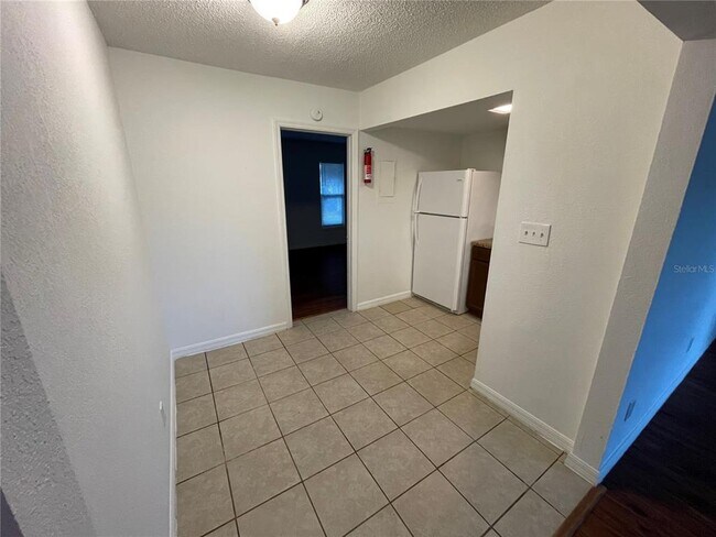 Building Photo - 1738 NE 3rd St