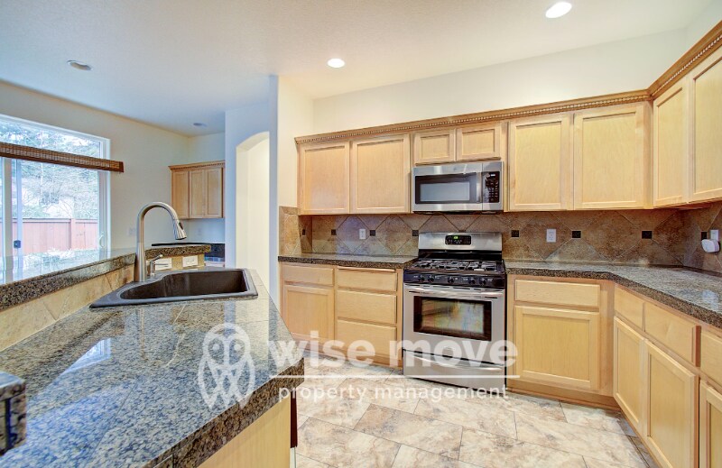 Building Photo - 17901 NE 36th Way