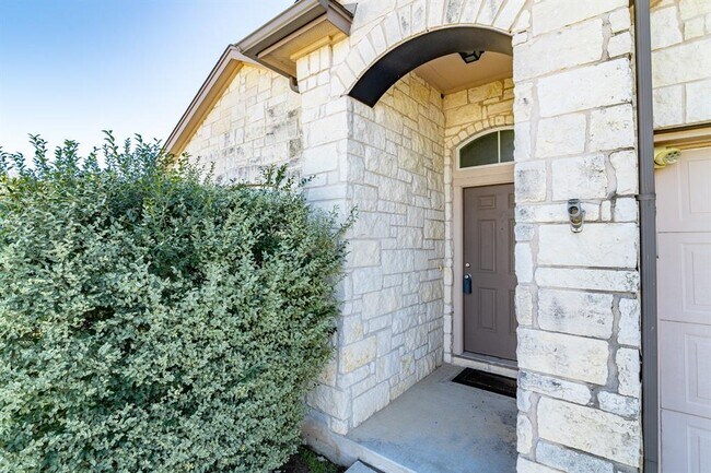 Building Photo - 125 Voyager Cove