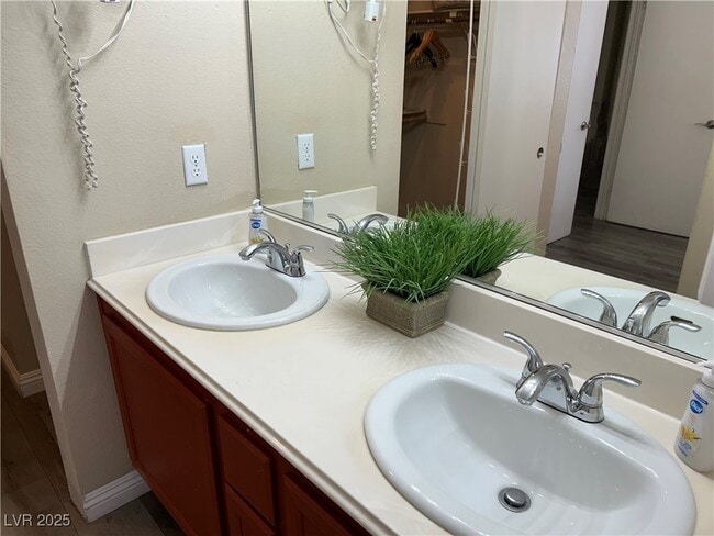 Building Photo - 514 Rancho Del Norte Dr