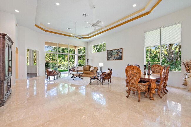 Building Photo - 7713 Sandhill Ct