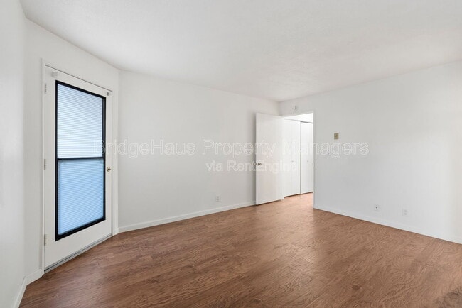 Building Photo - 5750 Friars Rd
